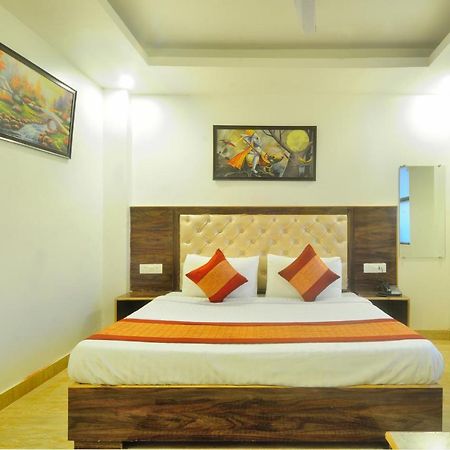 Hotel Noida Delight Exterior photo
